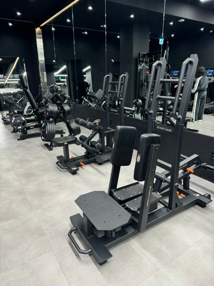 <b>체형교정</b> 및 근력향상을 위한 <b>PT</b> 내돈내산 후기... 