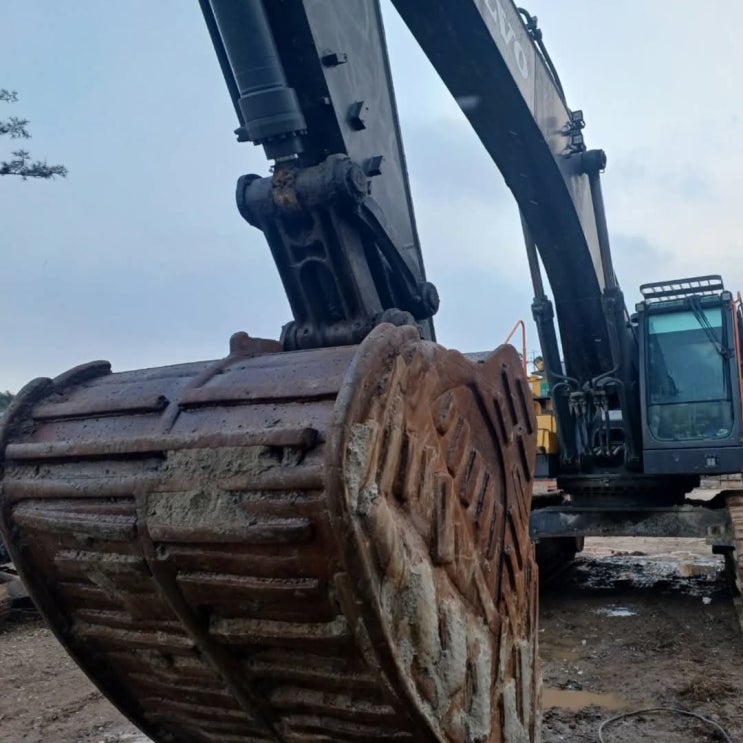 볼보 EC480E 2018년식 1억7000만원 판매합니다. 볼보 EC480E 2018년식 1억7000만원 판매합니다.