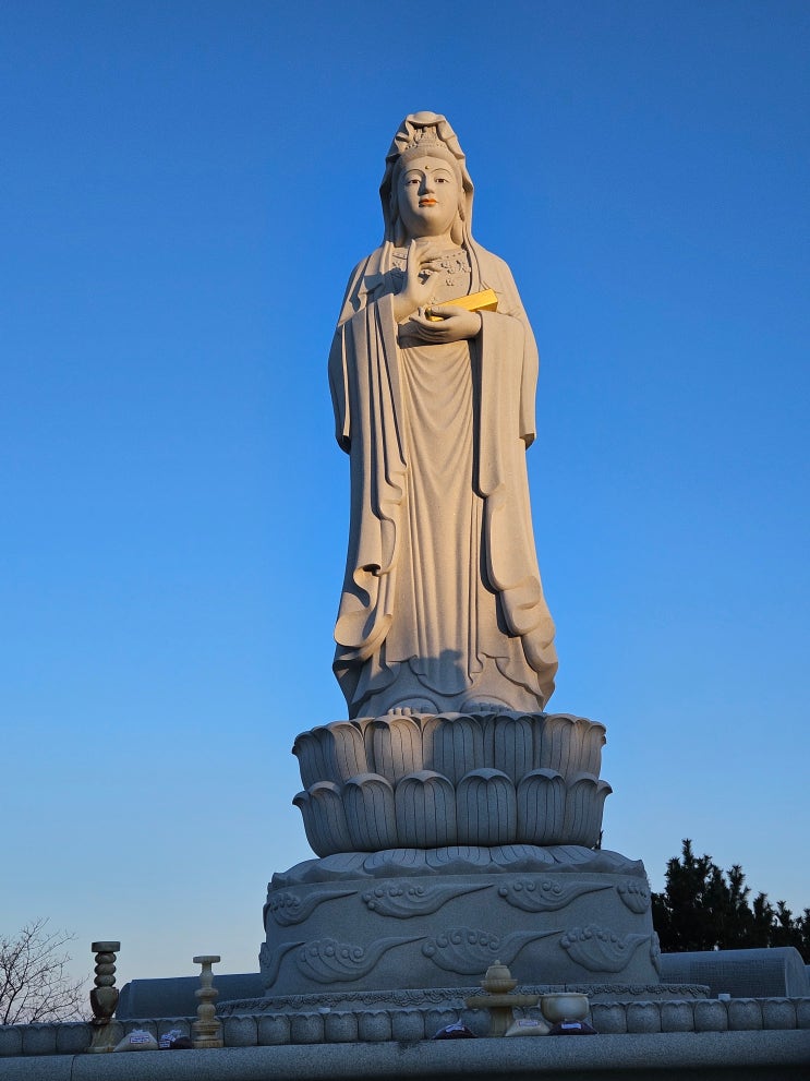 강원도 양양여행 ( 휴휴암 : 묘적전,다라니 굴법당, 관음범종, 지혜관세음보살상,비룡관음전) 강원도 양양여행 ( 휴휴암 : 묘적전,다라니 굴법당, 관음범종, 지혜관세음보살상,비룡관음전)