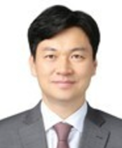 '내란 <b>의혹</b>' <b>박현수</b> 서울경찰청장 <b>직무대리</b>, 논란 속 업무 시작... 