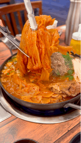  신중동역 맛집 추천 깊고 칼칼한 묵은지감자탕 모임장소 이대표 감자탕