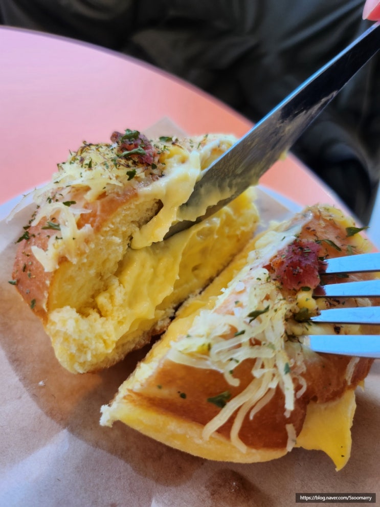  강릉 디저트 맛집 도넛 인사이드 중앙시장 카페 갈만한곳