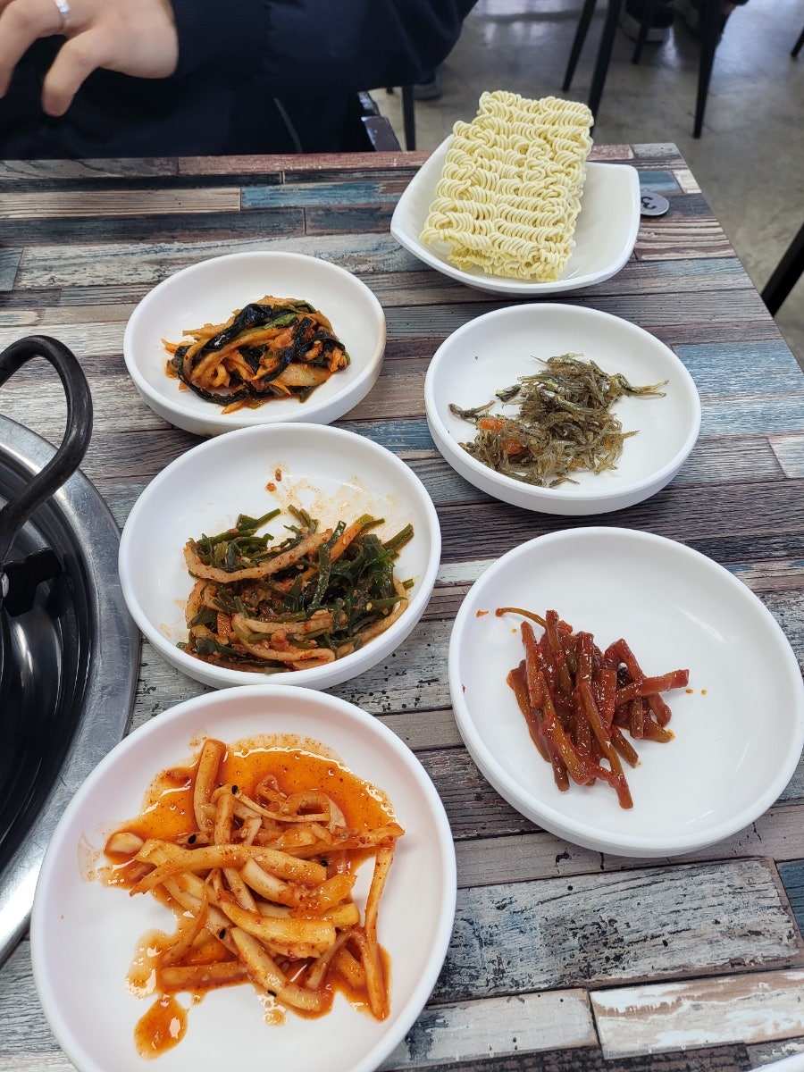 얼큰동태시원굴국밥 사진 5