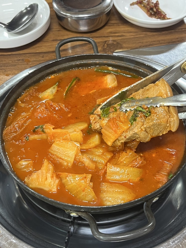  춘천 현지인 맛집, 최자, 오마이걸도 다녀간 초가뭉텅찌개