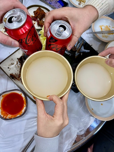  맛있는 안주가 푸짐하게 나오는 군산 이모카세 오소상회에서 막걸리 냠냠
