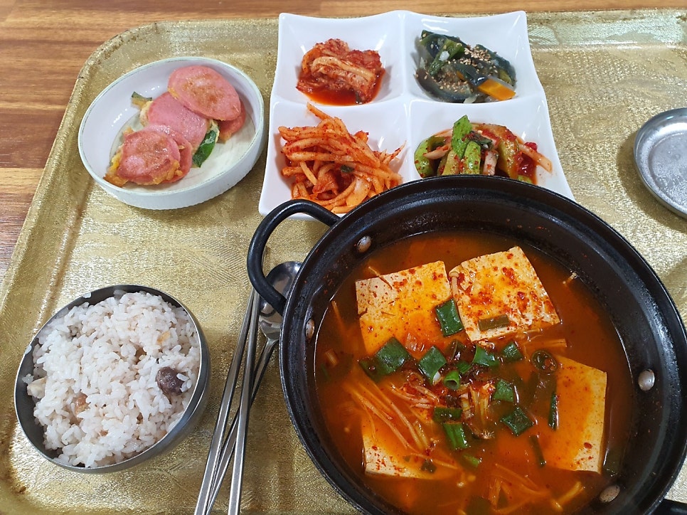 Jeongganemaeuntang photo 2