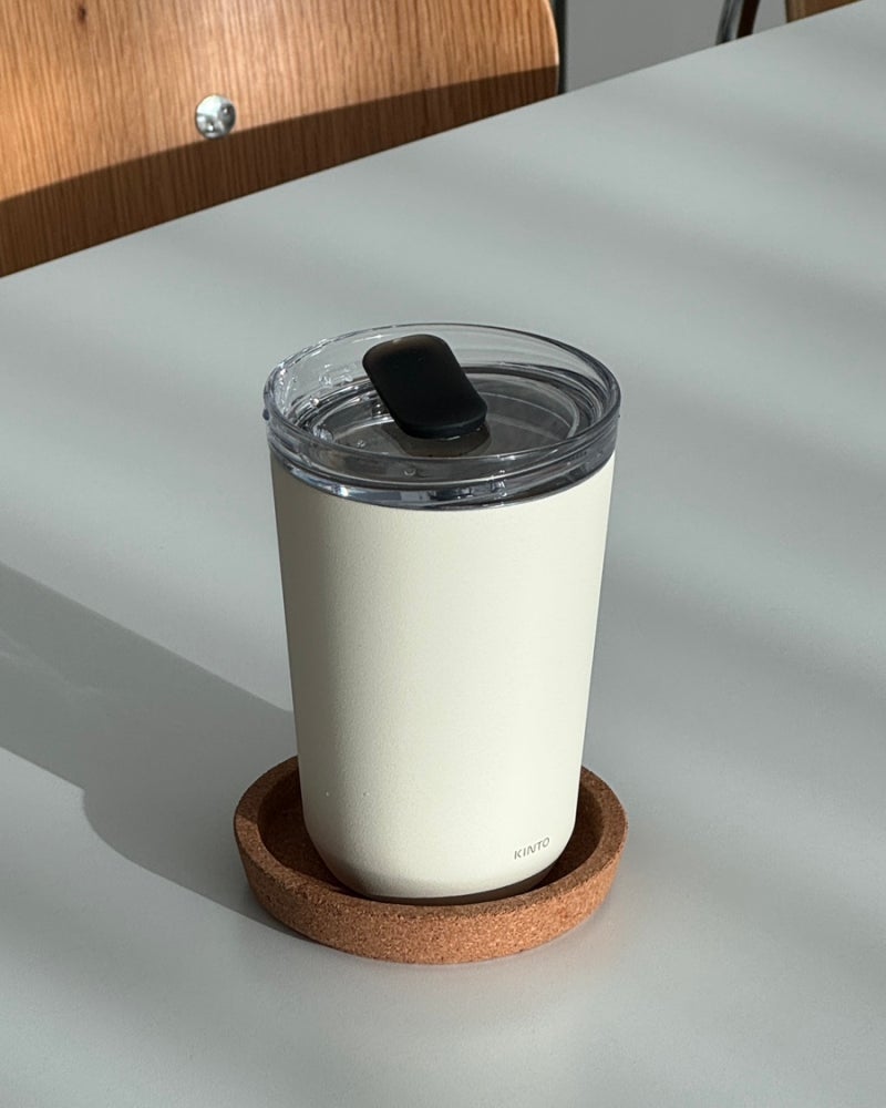 일리커피머신 텀블러 추천/ 킨토 투고 플러그 텀블러 360ml 화이트 색상