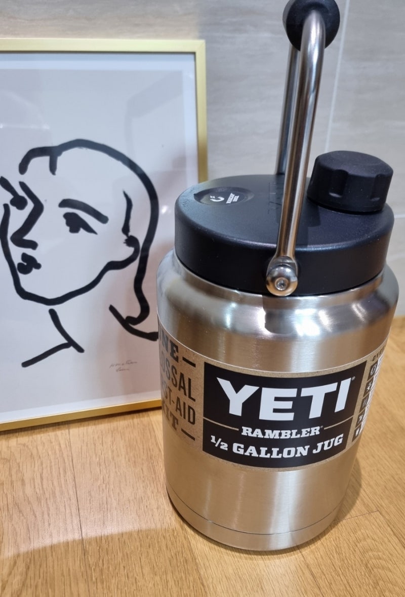 돌고 돌아, 예티 YETI 워터저그 하프갤런.