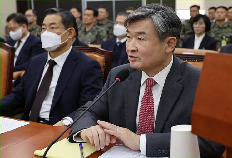 국정원장 <b>조태용</b>, <b>계엄</b> 전날 <b>김건희</b>와 <b>문자</b>‥내가 대통령... 