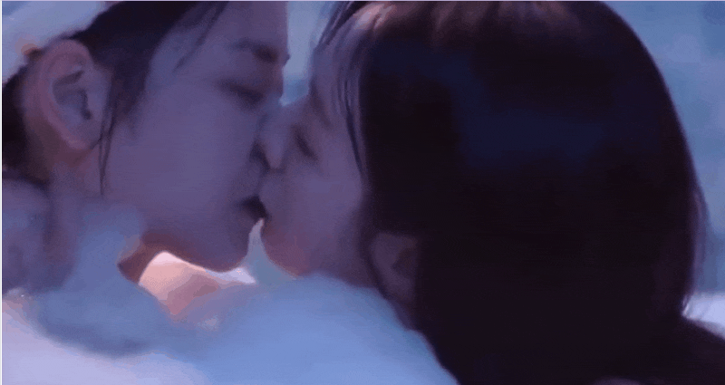 전 걸그룹 멤버 혜리의 첫 동성 GL 키스신 화제 이유? (+네티즌 반응) GL 움짤