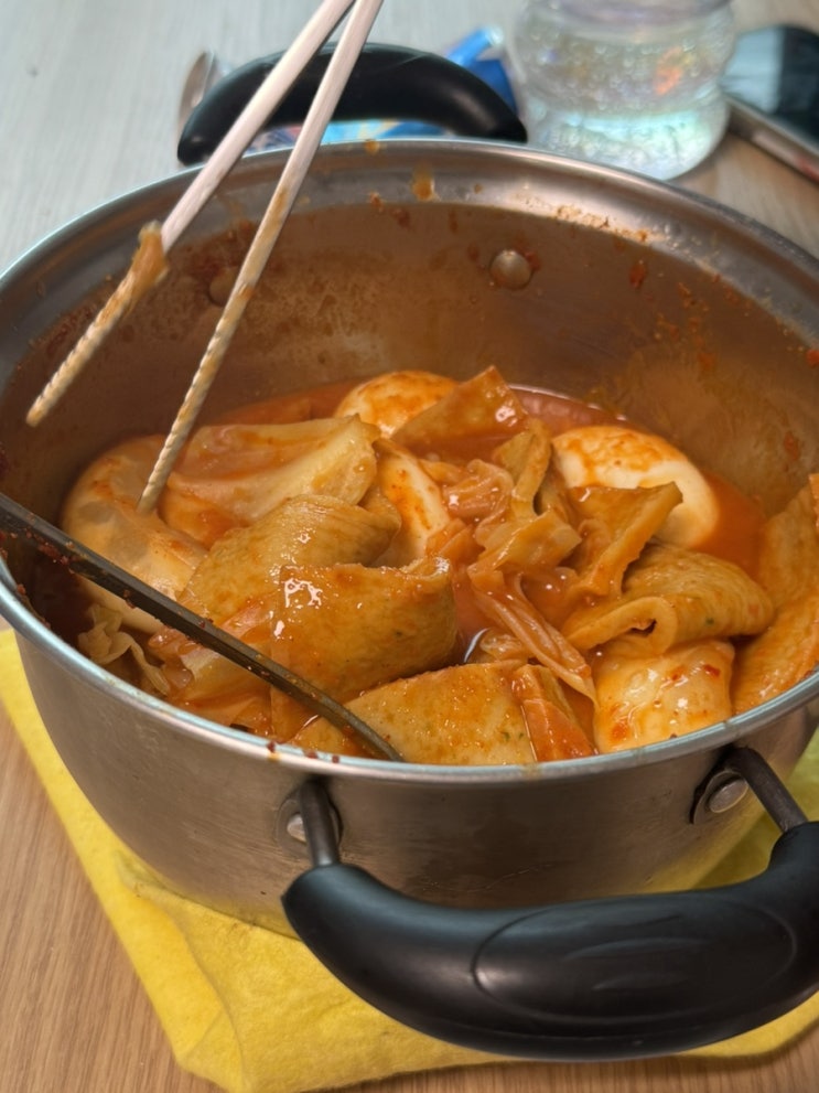  2/12 식단일기 - 라이스페이퍼 떡볶이 + 또남쌈