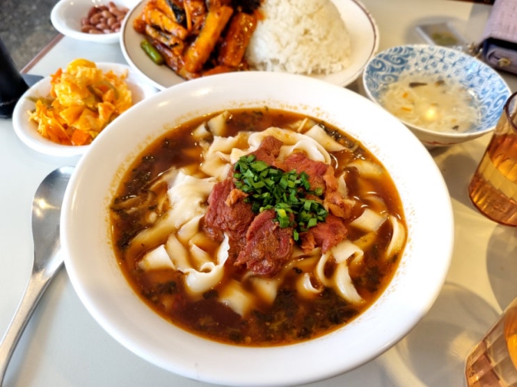 혜화 서울대병원 우육면 맛집 청화원 대학로점