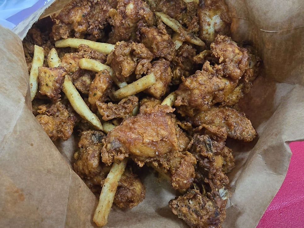 노랑통닭 진월점 사진 6