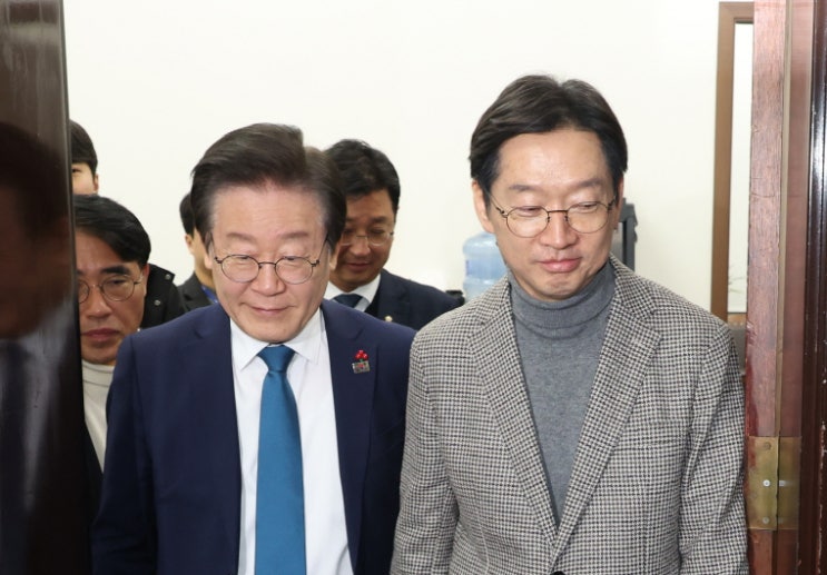 <b>이재명</b>, <b>김경수</b> 전격 회동…계파 갈등 봉합될까