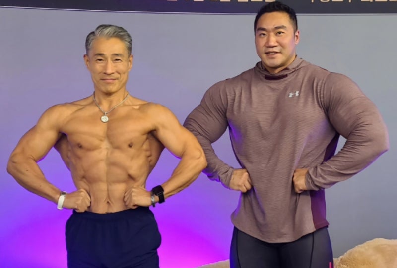 이승철 보디빌더와 건강전도사 절대긍정 찰스조