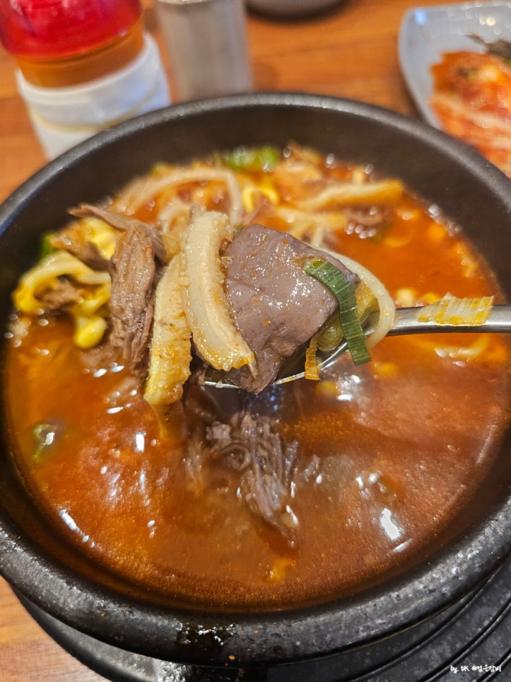  또 간 집 장수본가해장국은 분당 정자역 근처 24시간 식당으로 양선지 해장국이 점심 맛집으로 유명하다