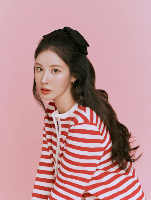  점차 풀리는 오늘과 같은 봄 날씨 옷차림으로 이제 딱인 패션 브랜드 더엣지 여자 니트 가디건 자켓 코디 ft. 서현