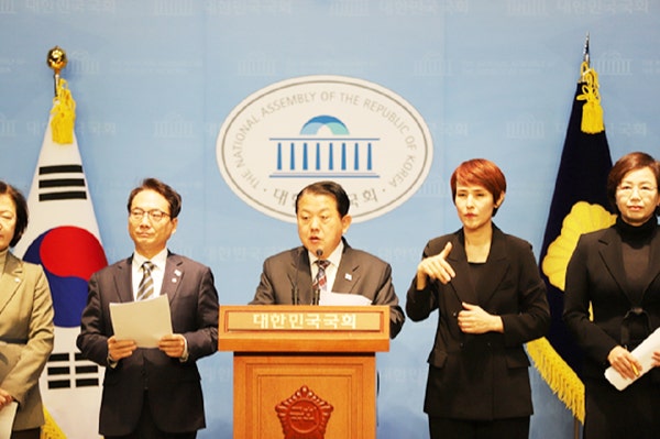 국회의원, '707특임단장 회유 정황' 성일종 국방위원장 <b>사퇴 촉구</b>