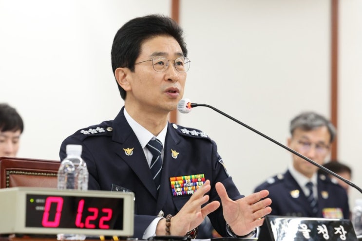 [속보] <b>김봉식</b> "尹 '의원... 격려… <b>국회봉쇄</b>·체포지시 없어