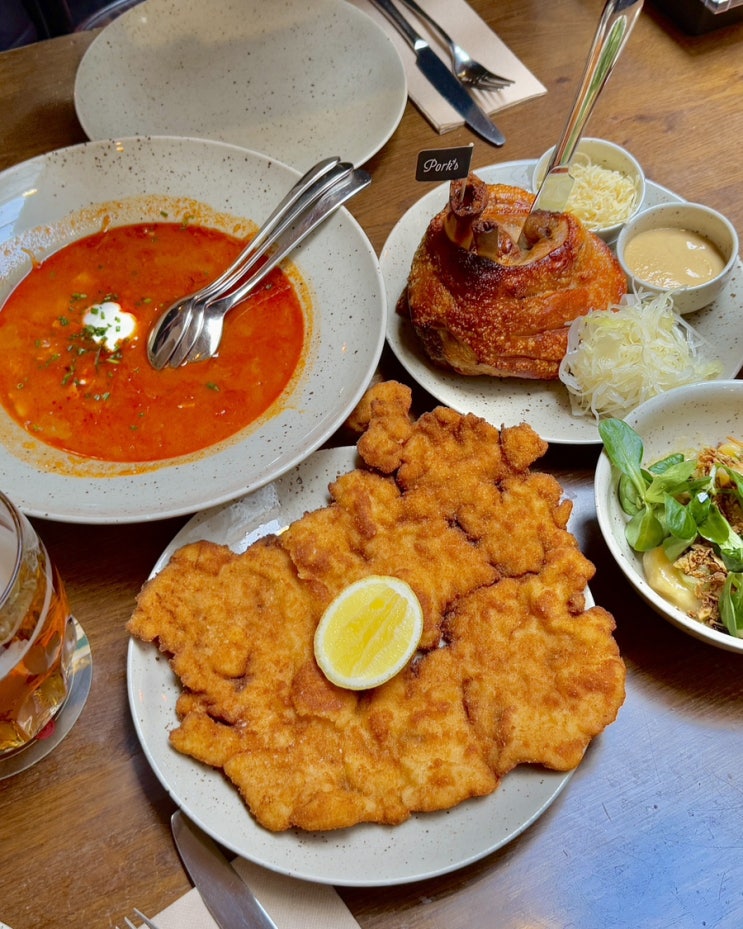  체코 프라하 꼴레뇨 맛집 포크스 레스토랑(Pork's) 메뉴 웨이팅