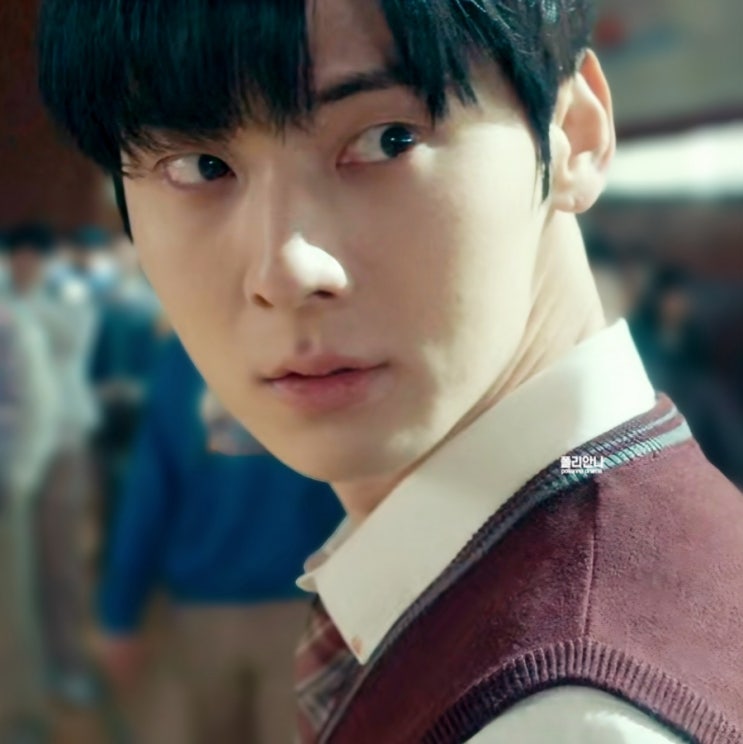 <b>스터디그룹 황민현</b> 먼치킨 <b>액션</b>, 윤가민 피한울에 주먹 날려!