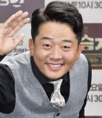 <b>김준호 김지민</b> 결혼, 유튜브 수익까지 통째로?