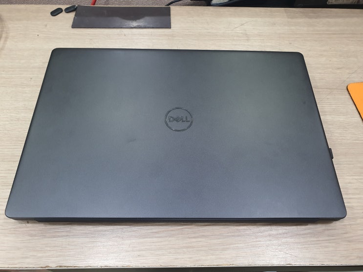  청주노트북액정수리 화면이 파손된 델노트북 Inspiron 7590 수리