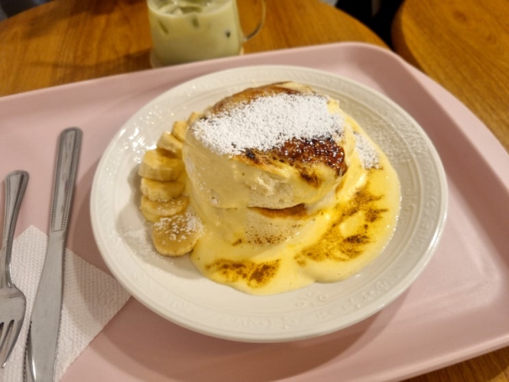  연남 디저트카페 수플레팬케이크 맛집 플러피 연남