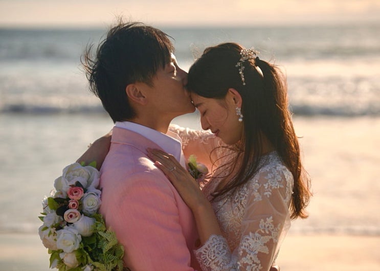 피해자 <b>메이플</b>, 중화권 스타 <b>방력신</b>과 <b>결혼</b> 발표…성폭행... 