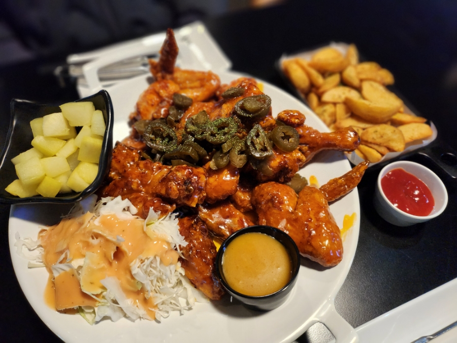 치킨팩토리 인천도화점 사진 1