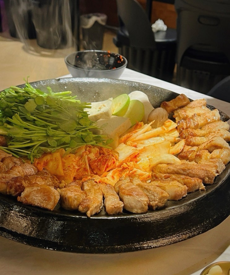  성남맛집 무쇠팬으로 구워주는 신흥역 맛집 삼겹살, 무쇠뚝삼겹