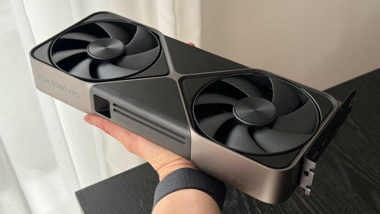   RTX 5080, 드디어 베일을 벗다! 성능, 가격, 디자인, 경쟁 모델 비교까지 완전 분석