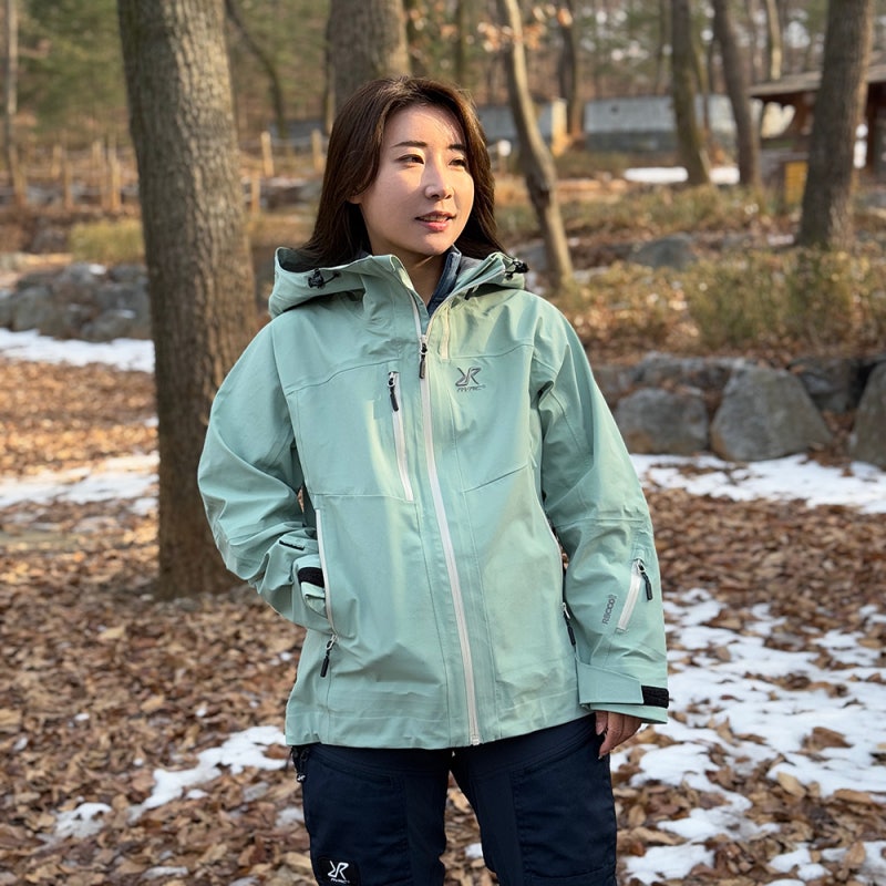 여자 등산복 추천 등산바지 자켓 스웨덴 아웃도어 레볼루션레이스
