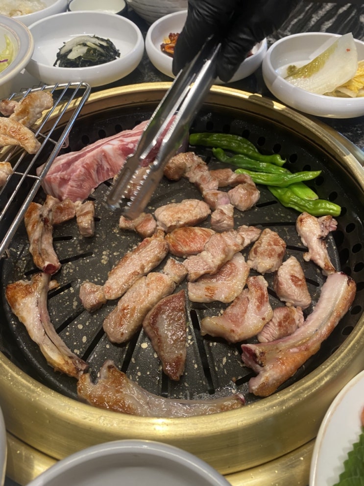  브레이크타임 없는 을지로 고기집 금돈옥 생고기모듬한판 토속된장찌개 유기농솥밥 레츠고 중구맛집 그릴링서비스 힙지로맛집
