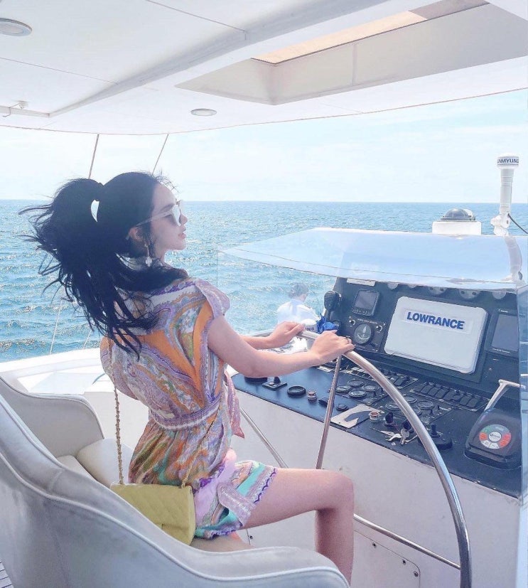  제주도서쪽가볼만한곳 서귀포 요트투어로 즐기는 제주도서쪽여행코스 완벽 가이드
