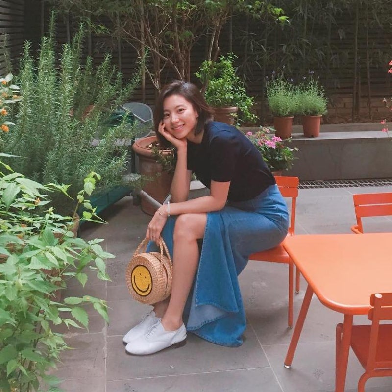 박수진, 하와이 기부자로 포착! 슈가 출신 스타, 배용준과 결혼 후 근황은?
