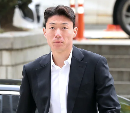 <b>황의조</b> 불법촬영 유죄 확정 징역 1년 <b>집행유예</b> 2년 선고..