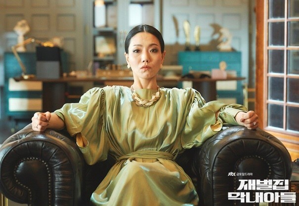 배우 <b>김신록</b> 필모그래피 <b>서울대</b> 한예종까지 접수