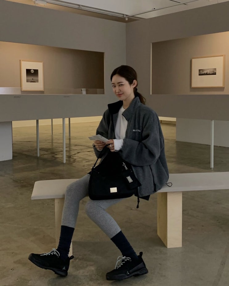  패션 교과서 차정원과 함께한 30대 여성에게 데일리백으로 편히 휘릭 들기 좋은 가방으로 마리떼 여자 호보백