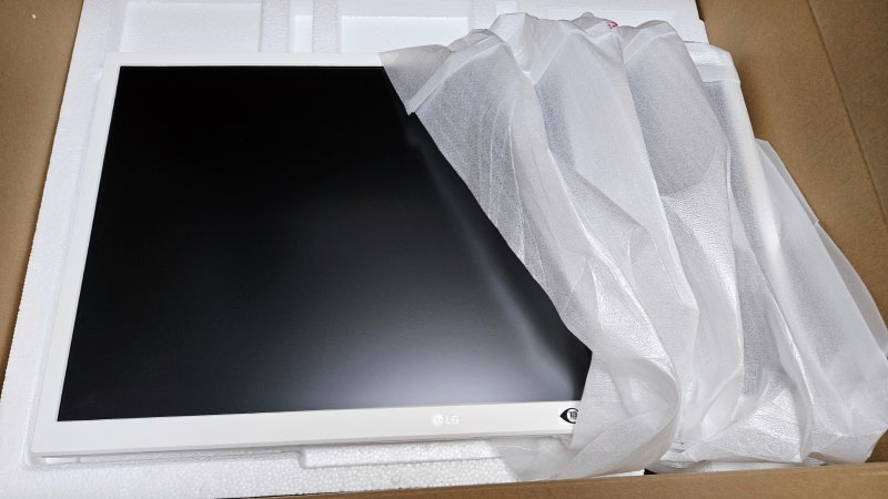 LG 피벗 모니터 24BK550YW 듀얼모니터