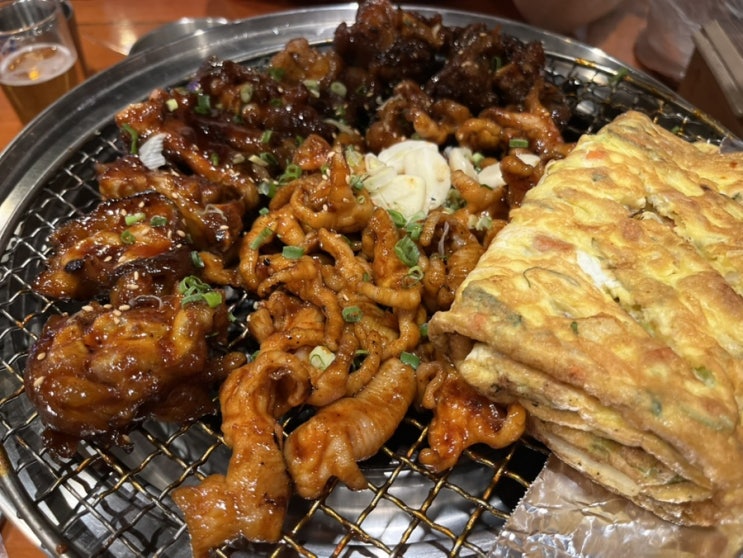  을지로 닭발 족발 맛집 <화육계> 솔직 후기 | 웨이팅, 메뉴, 가격 정보