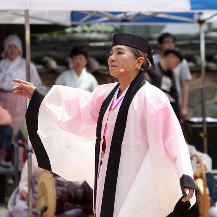 남대문 점집 신점 용한점집 사주 점잘보는곳 어떤 상담이든 명쾌하게 푸세요 남대문 점집 신점 용한점집 사주 점잘보는곳 어떤 상담이든 명쾌하게 푸세요