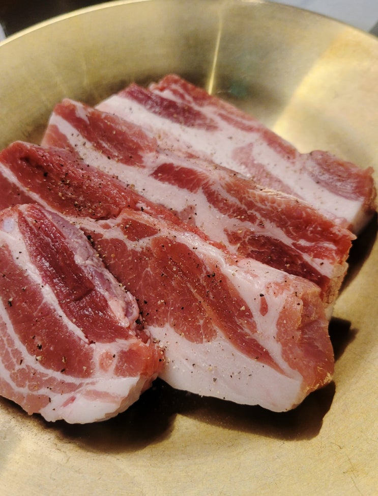 방학동 삼겹살 맛집 삼겹식당에서 맛있는 고기 드셔보세요