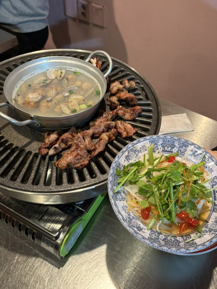  이태원역 맛집 가성비 좋은 베트남 쌀국수 베트남돼지 추천