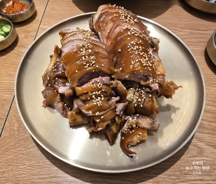  [수원 율전동 족발] 우만동족발 율전동 / 참족발 앞다리, 날치알 주먹밥 추천