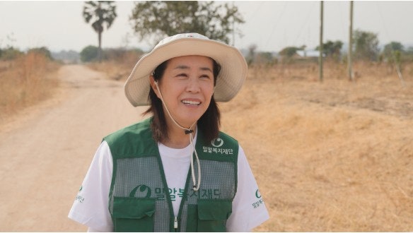 바다 건너 사랑 시즌3 생존 아닌 행복을 꿈꾸고 싶은 아이들 배우 김미경 탄자니아 아루샤 싱....