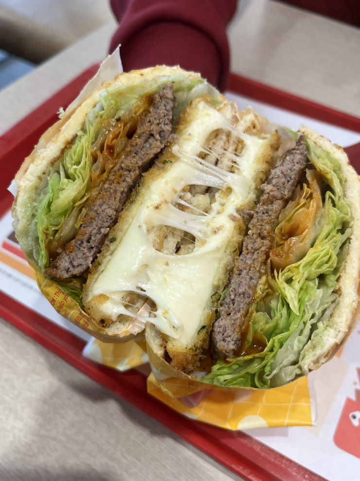  롯데리아 메뉴 나폴리맛피아 토마토 발사믹 너무 궁금했어요