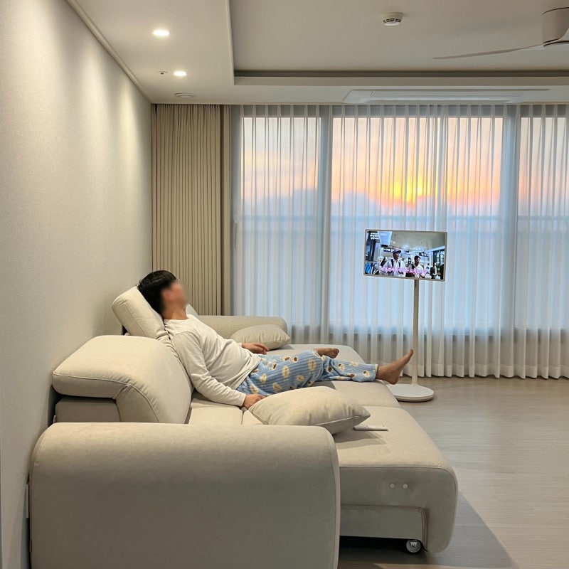 ღ신혼 집 꾸미기ღ 쏘랩::4인용 패브릭 모션 슬라이딩 소파