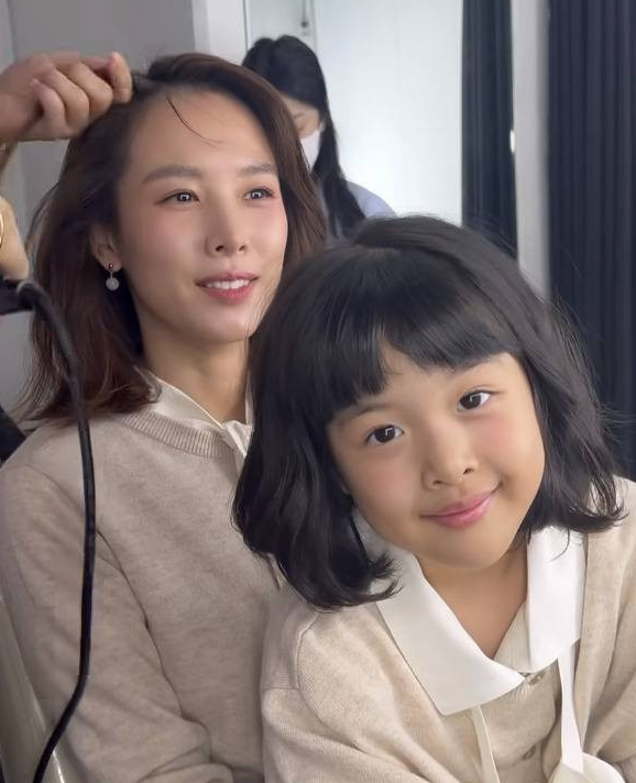이혼해도 부모는 하나…조윤희·<b>이동건</b>, <b>딸 로아</b> 향한 사랑... 
