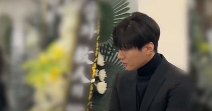 "기억하고 기도할게"...故김새론 빈소에 '아저씨' <b>원빈</b> 추모